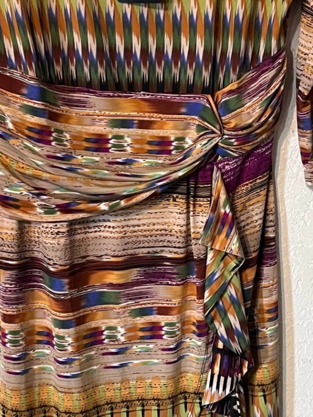 NWT Monroe & Main Faux Side Knot Knee-Length Dress Size M
European Autumn Chic - Picture 4 of 11